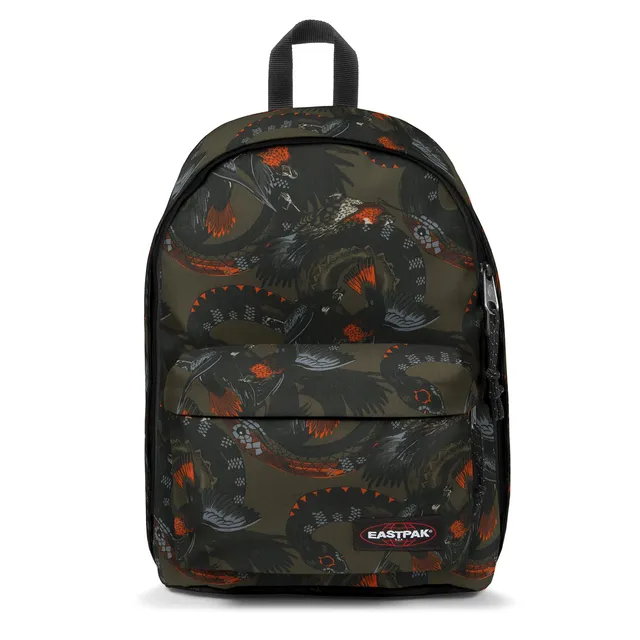 eastpak-out-of-office-rucksack-44-cm-27-l-gothica-snakes-gr-n-mit-gepolstertem-1 image 1