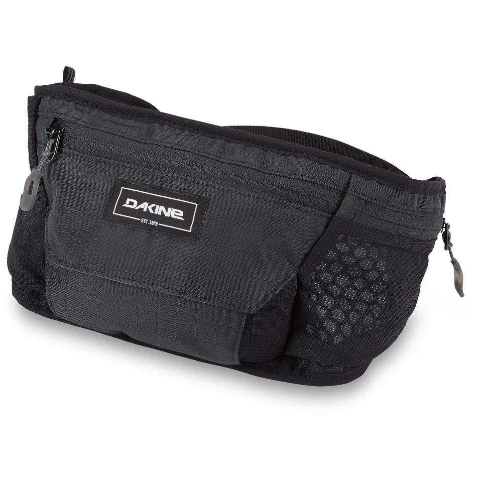 dakine-hot-laps-stealth-1l-fahrrad-g-rteltasche-mit-flaschenhalter-100-recycelte image 1