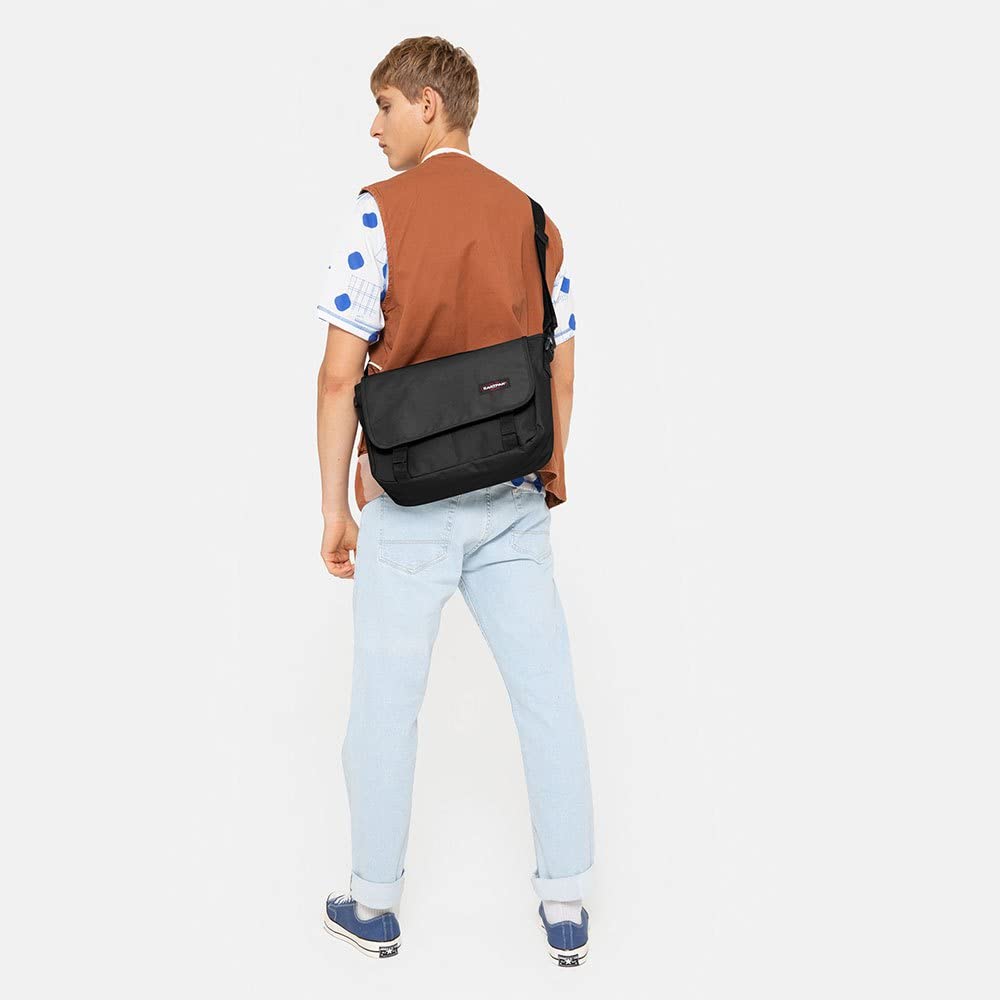 eastpak-jr-11-5l-umh-ngetasche-schwarz-nylon-verstellbarer-gepolsterter-schulter image 2