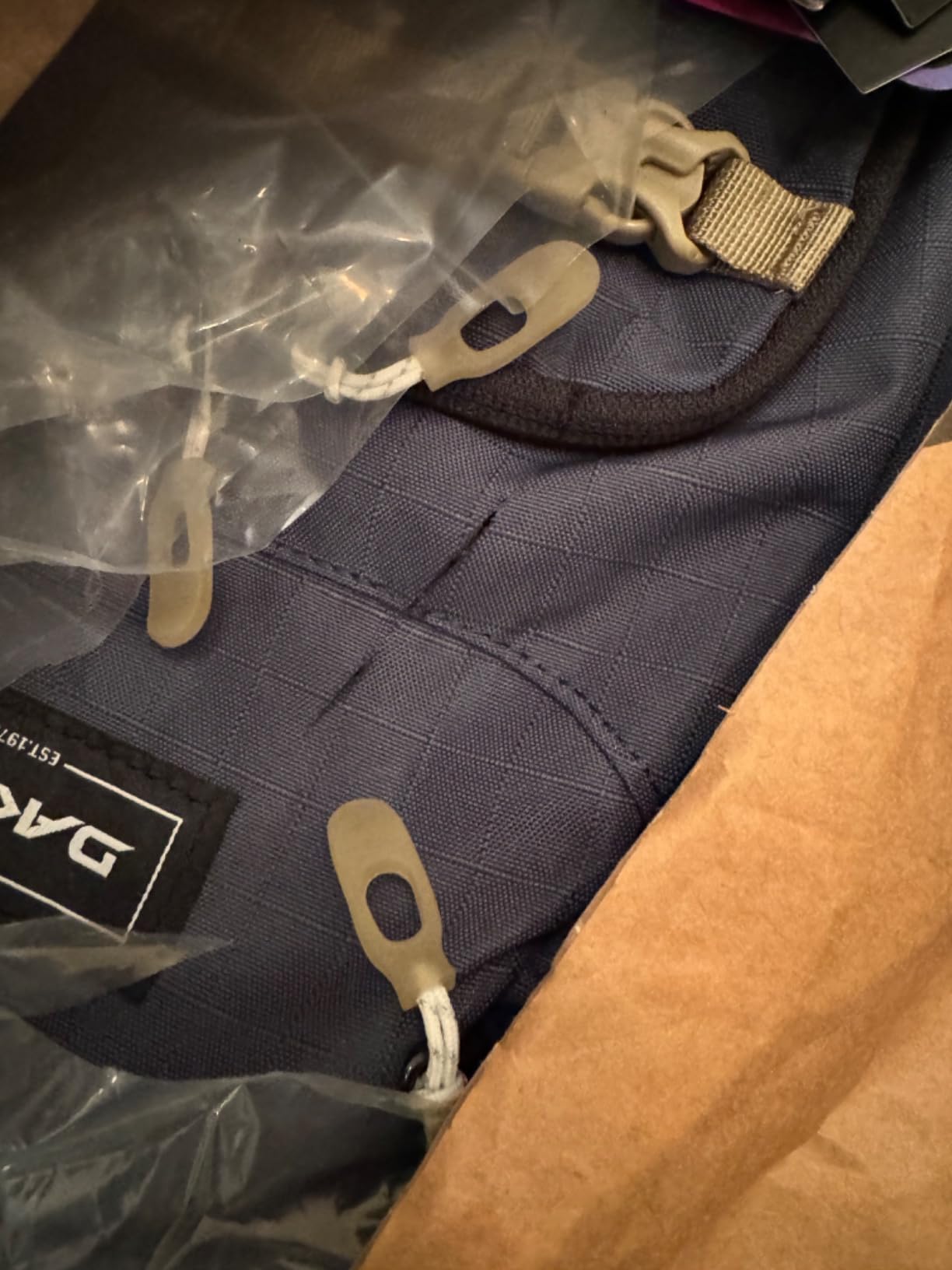 Gut, aber die Tasche ist eng