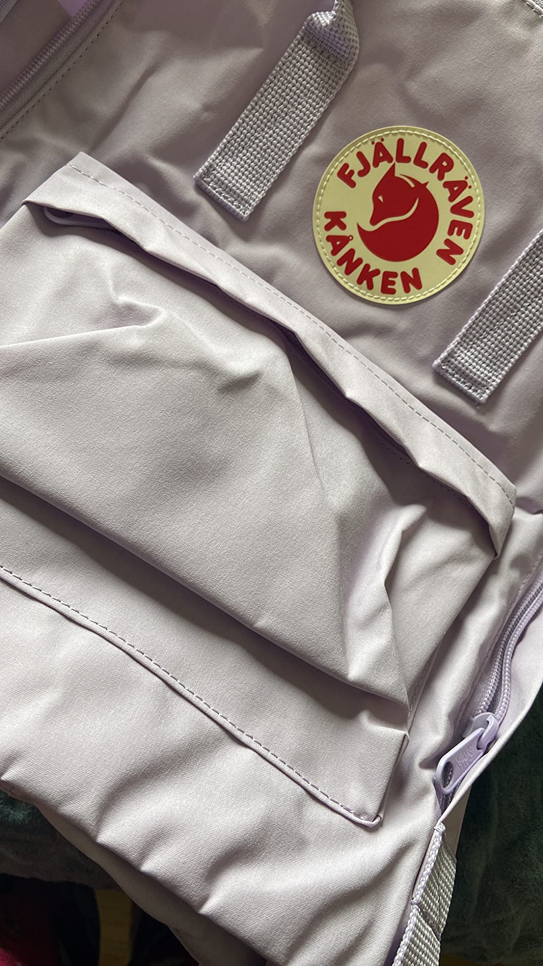 Tolles Design, aber leicht gepolsterte Träger