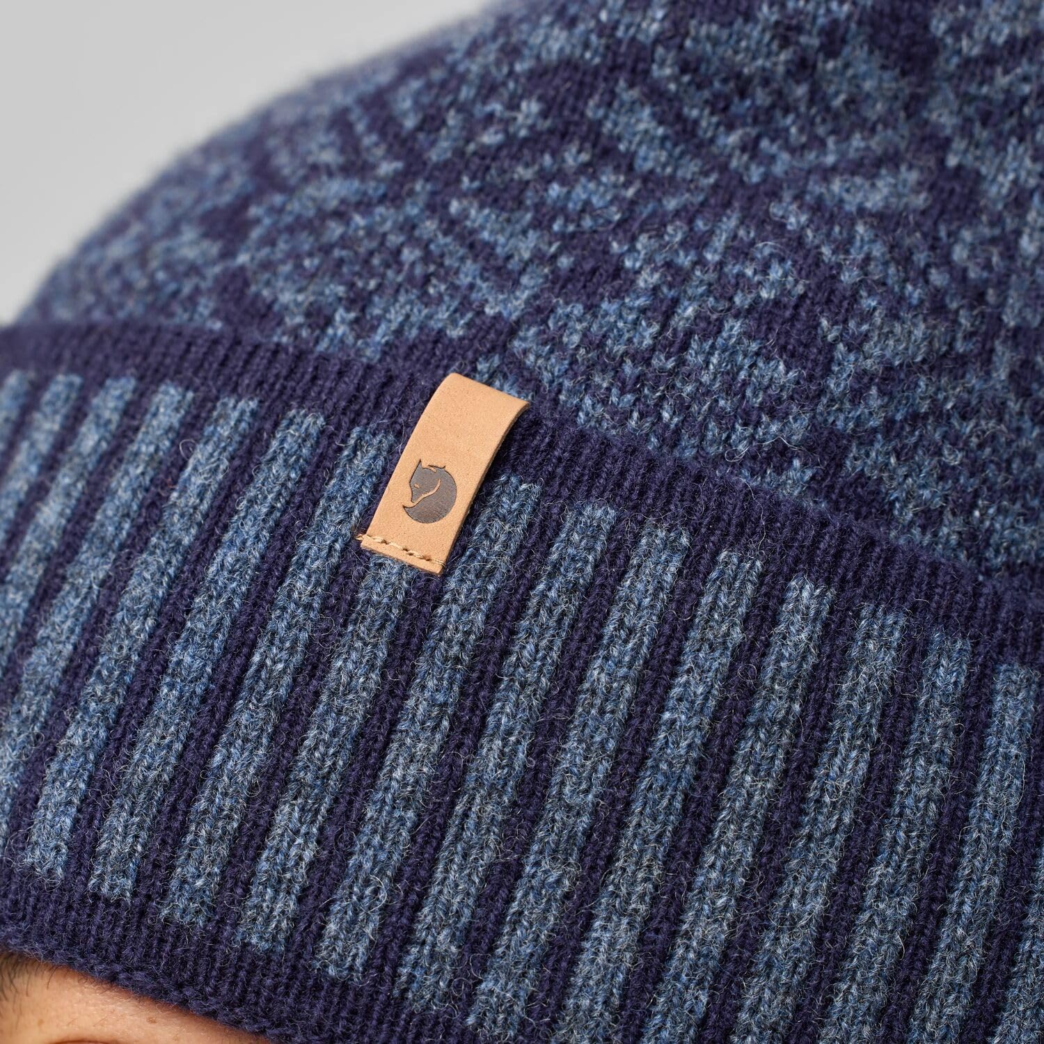 fj-llr-ven-snow-beanie-jacquard-strickm-tze-aus-100-zq-lammwolle-im-folklore-mus image 6