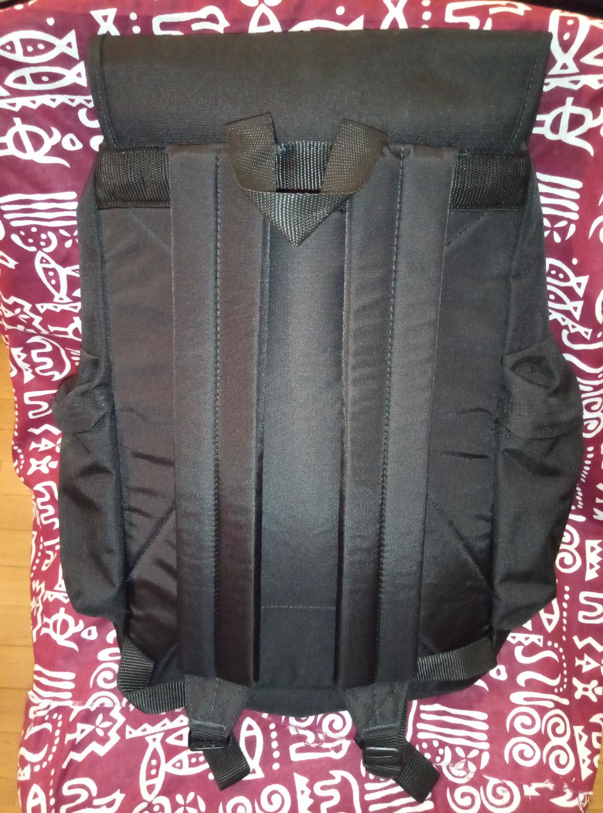 Hübscher und praktischer Daypack