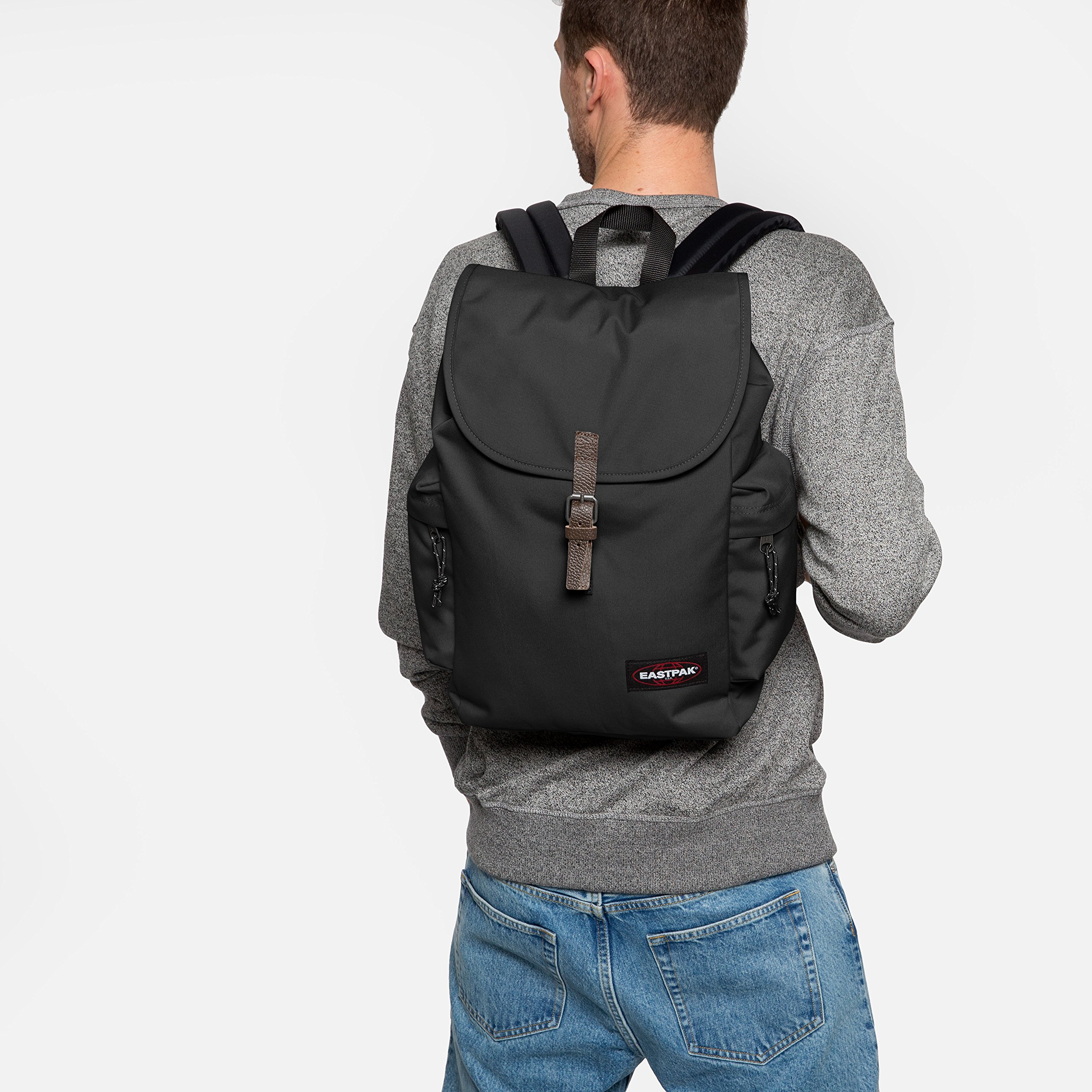 eastpak-austin-kinder-rucksack-18-l-jugendrucksack-mit-laptopfach-in-black-ek47b image 3